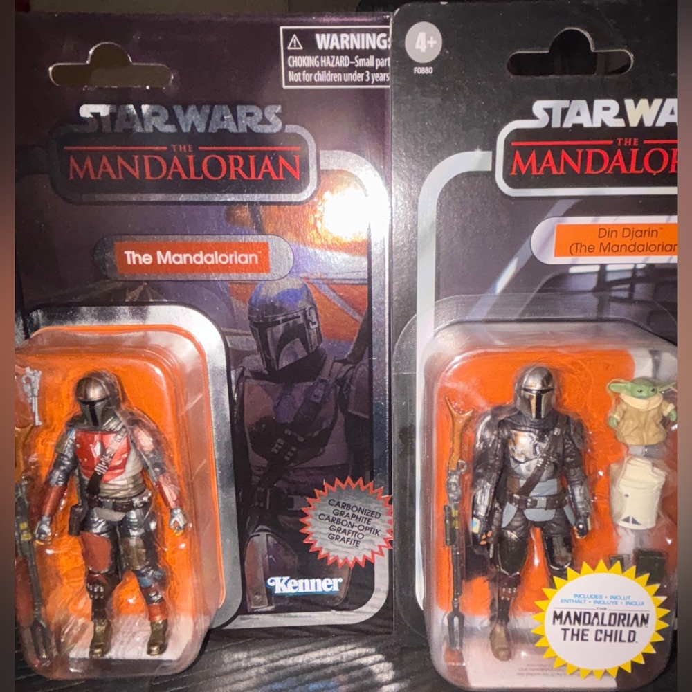 Star Wars Vintage Collection 3.75 in: Mandalorian and the Mandalorian & Grogu.